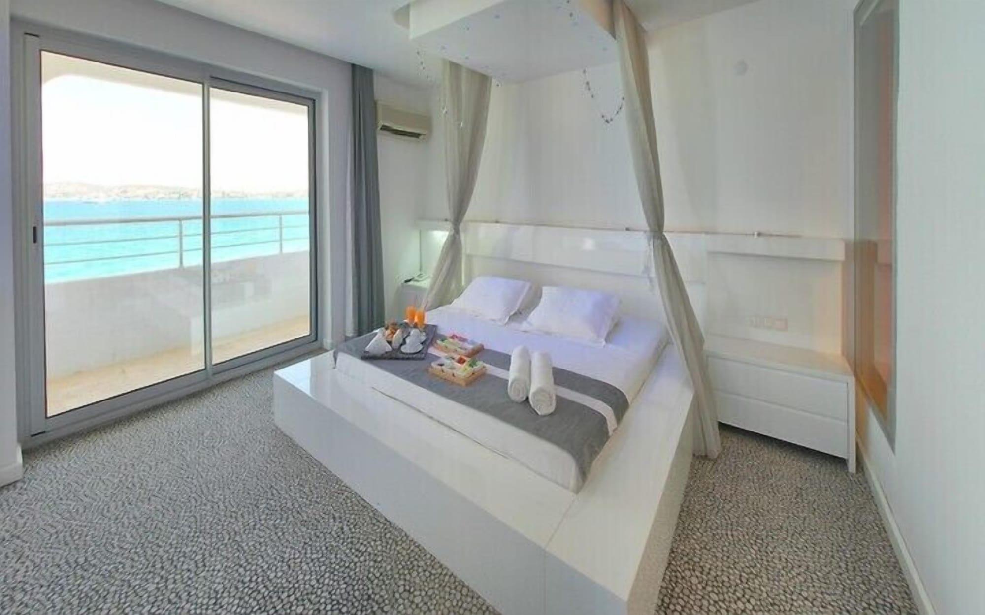 Inkim Hotel Alaçatı Buitenkant foto