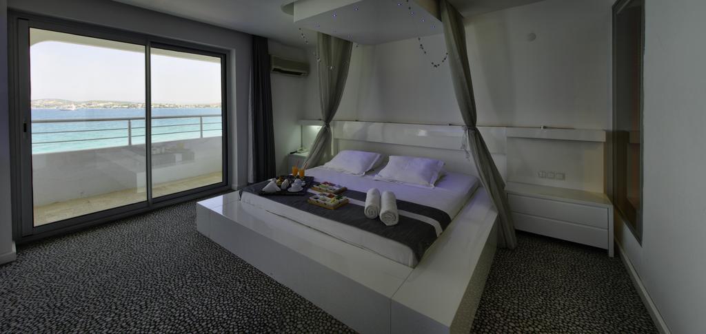 Inkim Hotel Alaçatı Buitenkant foto